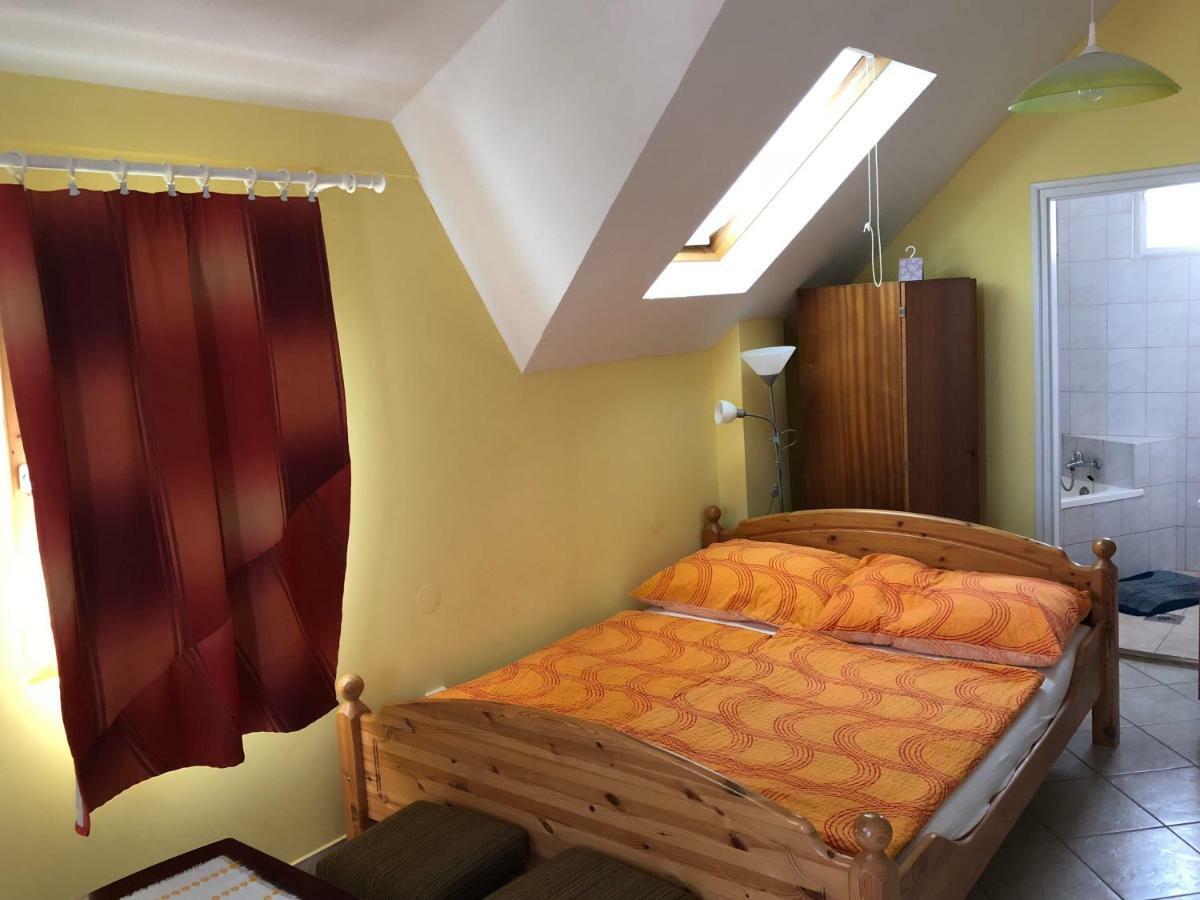 Liget Apartman Balatonfoldvar Exterior photo