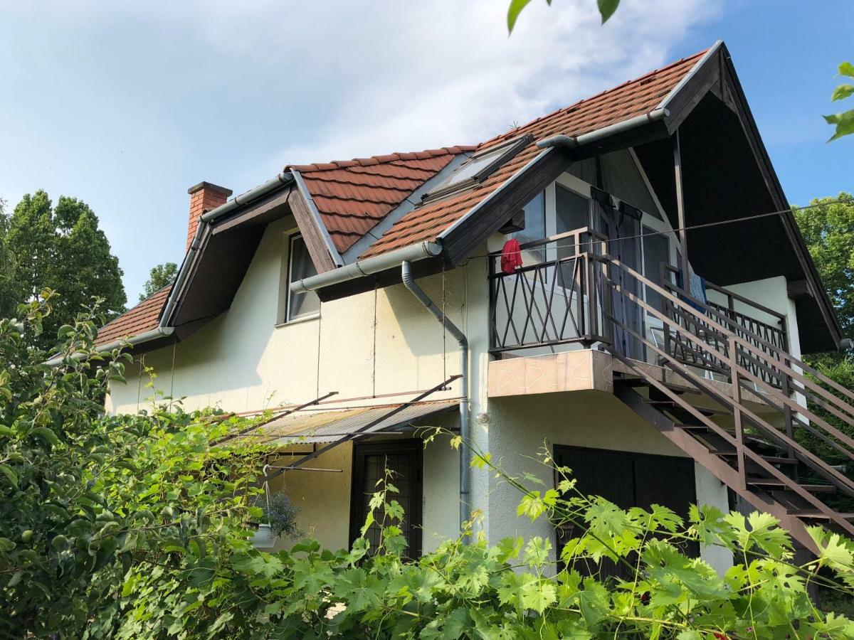 Liget Apartman Balatonfoldvar Exterior photo